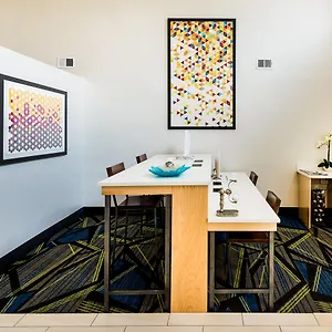 Express & Charlotte Arpt-belmont By Ihg 2*, Belmont United States
